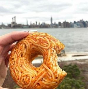 Meet your Posher, Warren